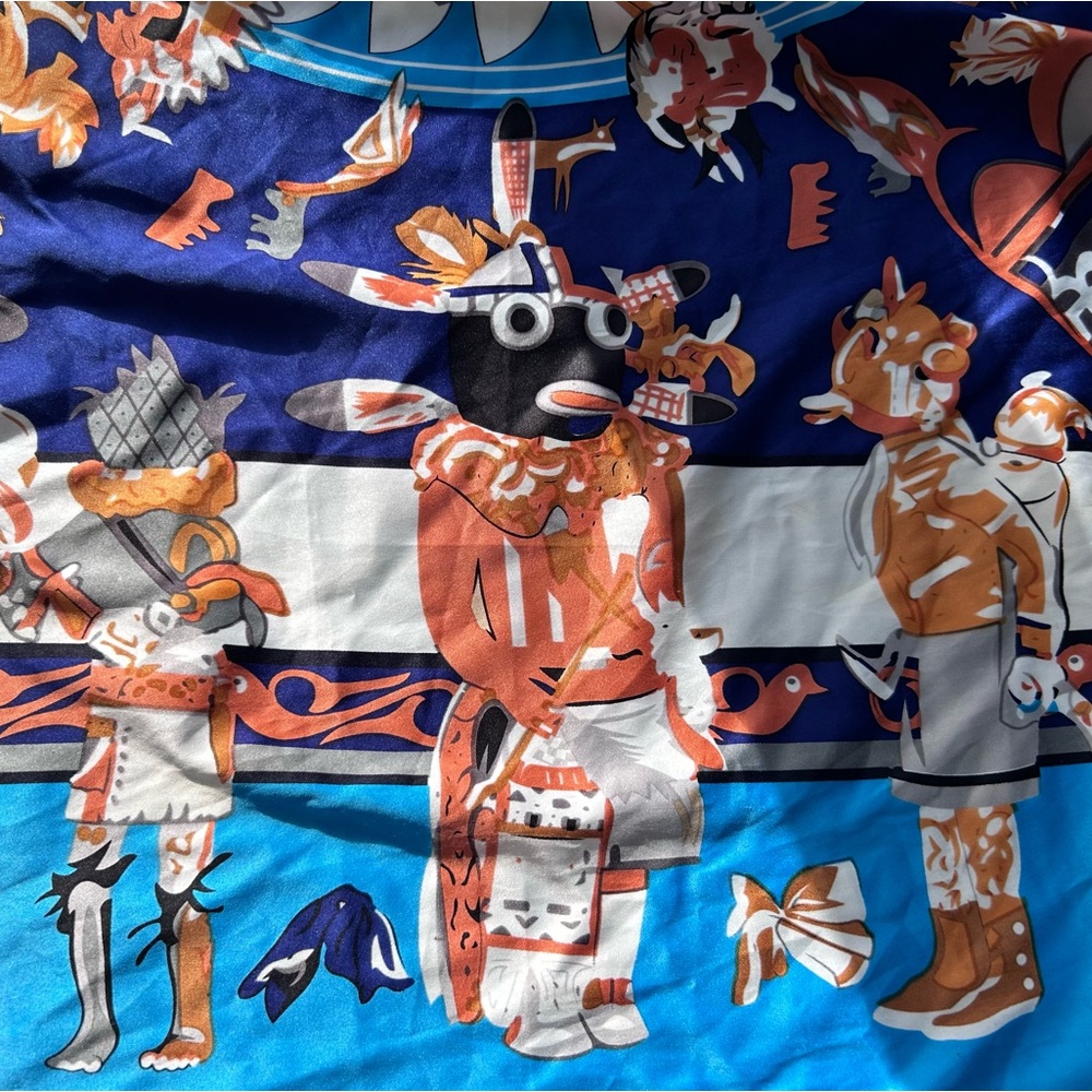 silk scarf  VALOIS VINTAGE PARIS xl size printed kachina - Picture 8 of 11